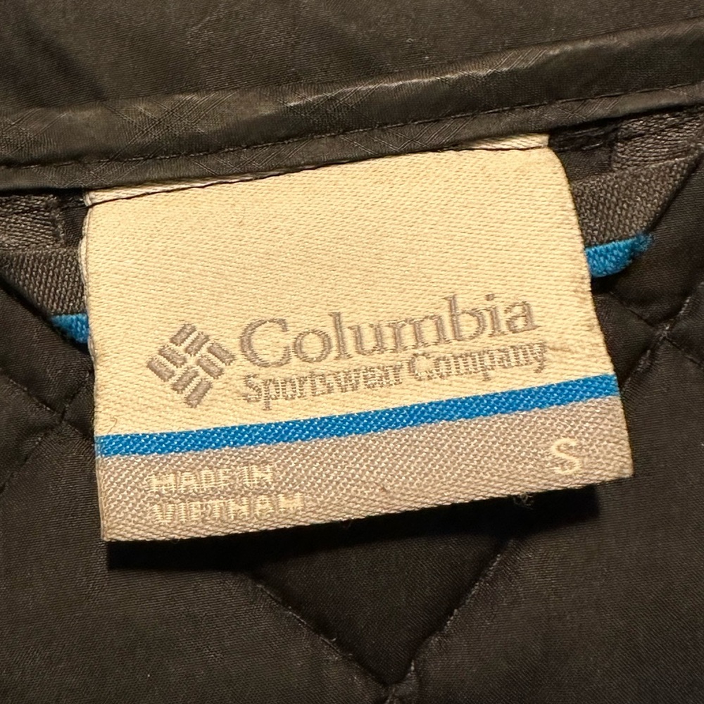 Long Quilted Hooded Jacket - Picture 4 of 5